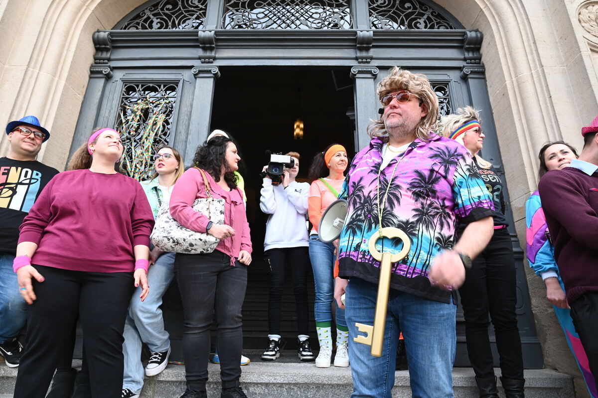 Sturm auf das Reutlinger Landratsamt.