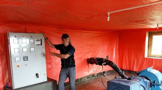 Wolfgang Henzler aus Unterhausen brachte mit dem Verein eine Turbine für die Stromerzeugung nach Nepal.