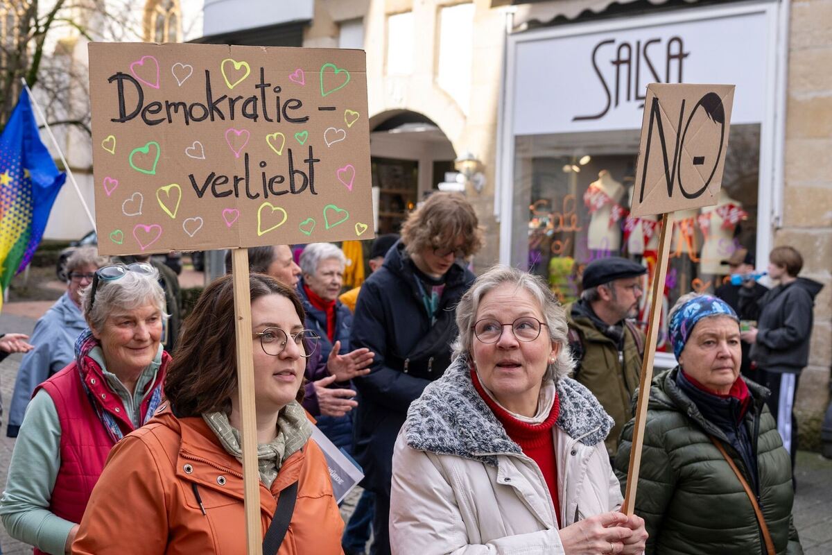 Für Demokratie Für Demokratie