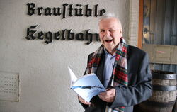 1953 wurde das Braustüble in Bad Urach röffnet, dort hat Walter Damzog seine Kindheit verbracht: Sein Buch "Wohin fliegt der sch