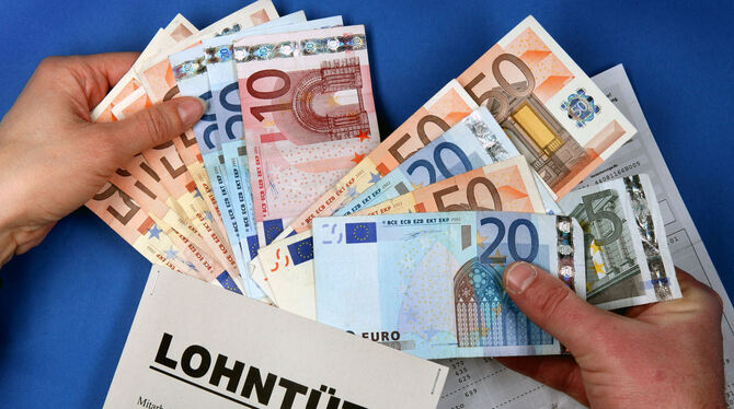 Die IG Bau fordert  einen »Fixbetrag für alle«.  FOTO: BÜTTNER/DPA