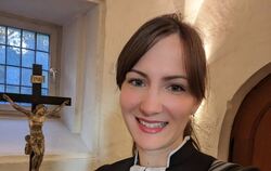 Selfie mit Jesus: Pfarrerin Sara Stäbler ist in den Sozialen Medien, etwa auf Instagram, sehr aktiv.