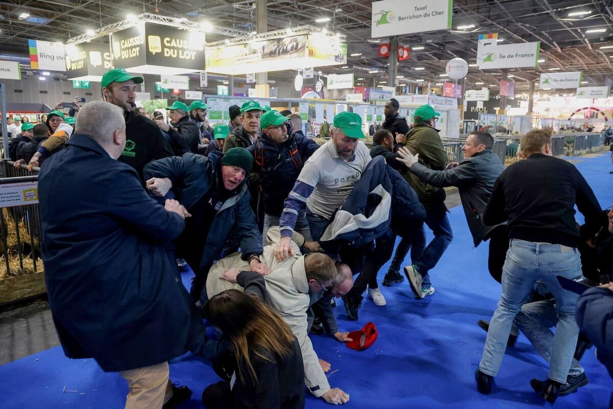 Handgemenge Handgemenge