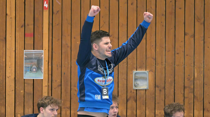 Pfullingens Trainer Florian Möck hat derzeit häufig Grund zum Jubeln.
