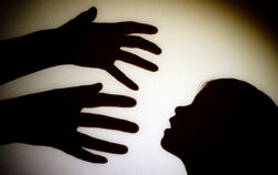 Sexueller Missbrauch kann Kinder lange traumatisieren. 