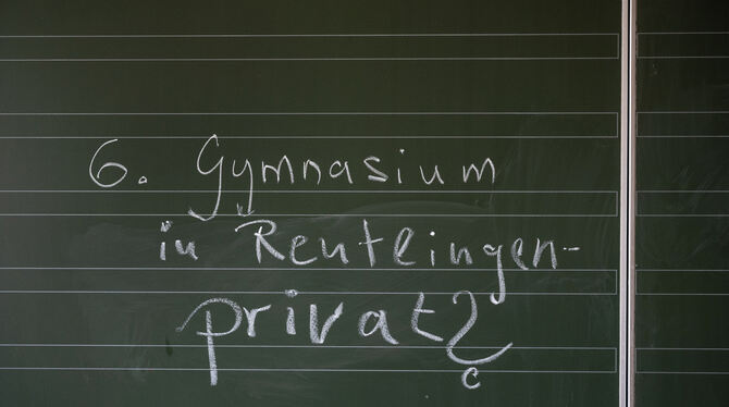 Sechstes Gymnasium Das sechste Gymnasium hat für eine erhebliche Polarisierung in der Stadtgesellschaft gesorgt. Nun ist das Vorhaben überraschend