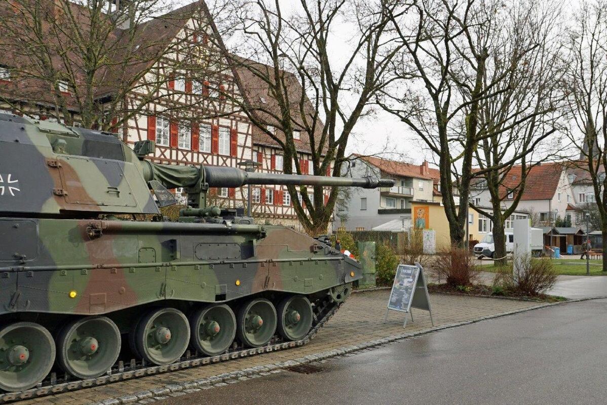 03_24_Waffenschau_04