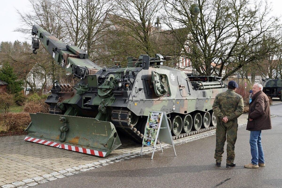 03_24_Waffenschau_05