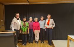  An der Lesung waren beteiligt (von links): Verena Hahn, Sprecherin des Frauenforums Reutlingen, Luba Maier, Christl Ziegler, Do