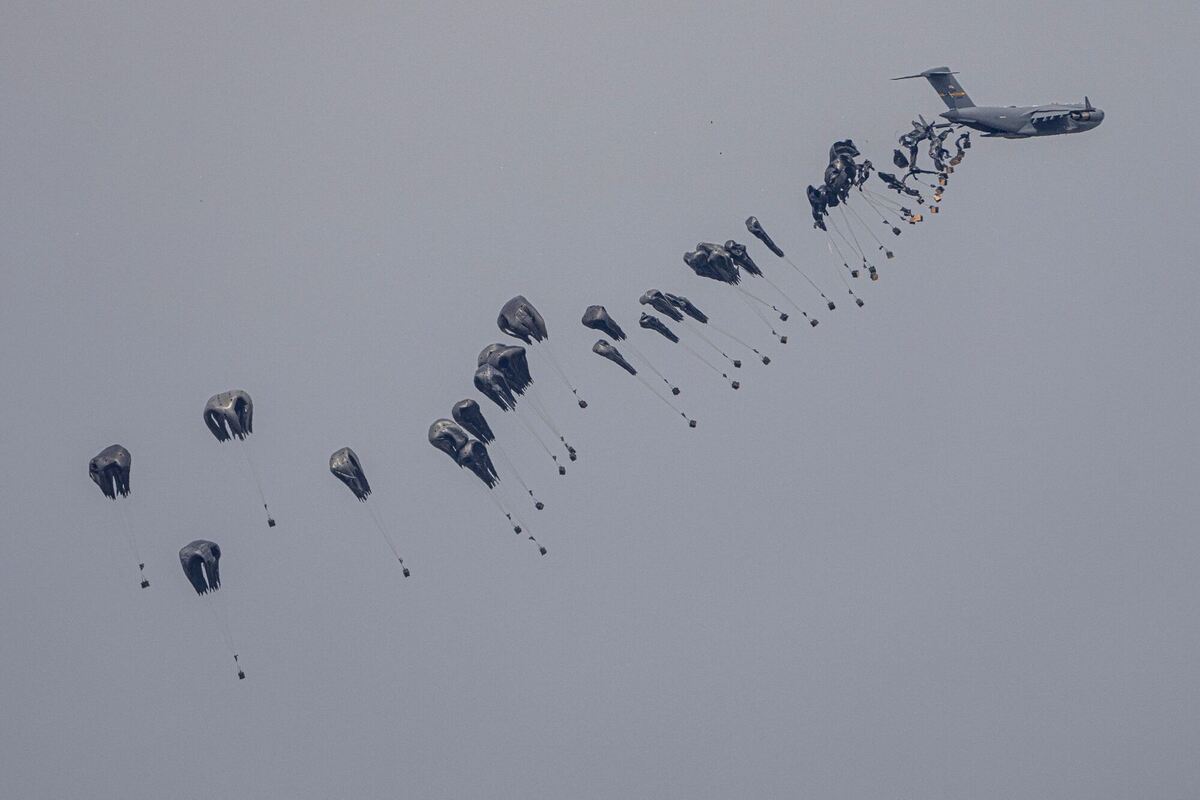 Hilfe aus der Luft Hilfe aus der Luft