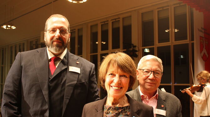 Andreas Heusel, Marie-Luise Bausch und Werner Rukaber (von links), die Stellvertreter des Bürgermeisters in dieser Reihenfolge,