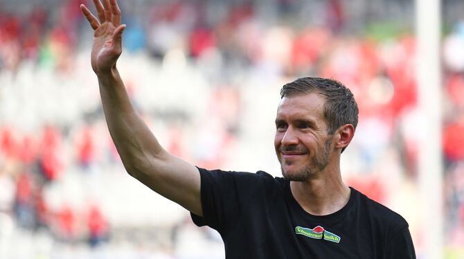 Julian Schuster Julian Schuster