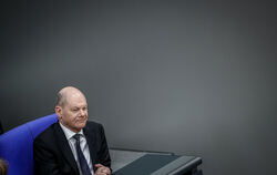 Bundeskanzler Olaf Scholz (SPD) nach der Regierungserklärung zum Europäischen Rat.