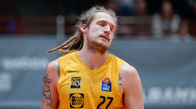 2024, 26. Spieltag, Abstiegskampf, Basketball, Basketballbundesliga, Baskets, DBB, Hauptrunde, Rueckrunde, Saison 2023, Tigers, Da war mehr drin: Enttäuschung bei Center Evan Maxwell von den Tigers Tübingen.