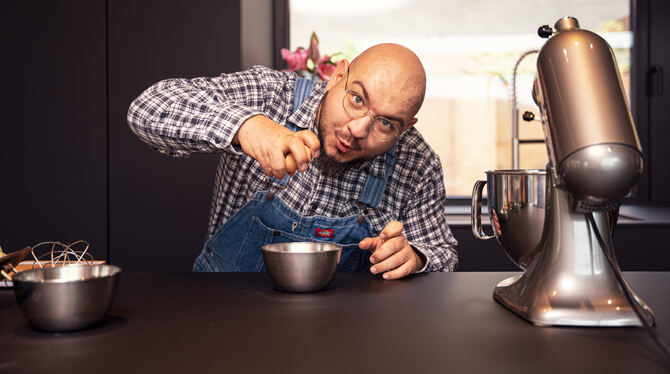 Food-Blogger Ferdi Ünlü hält sich gern in der Küche auf.