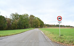 Die Straße Richtung Schäferhundeverein wird nun doch nicht mit einem Fahrverbot für Pkws belegt. 