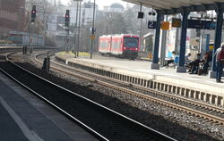 Die Verbindung vom Ermstal über Reutlingen, Tübingen nach Herrenberg und Stuttgart klappt viel zu oft nicht, wie im technischen 
