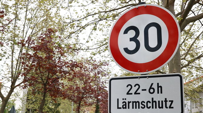 Mobilitätskonzept,Fahrradwege,30 Zone Auf einigen vielbefahrenen Münsinger Straßen wird nach dem Ratsbeschluss künftig nachts Tempo 30 gelten.