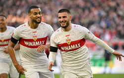 Will auch am Samstag gegen den FC Bayern wieder jubeln: VfB-Angreifer Deniz Undav (rechts).