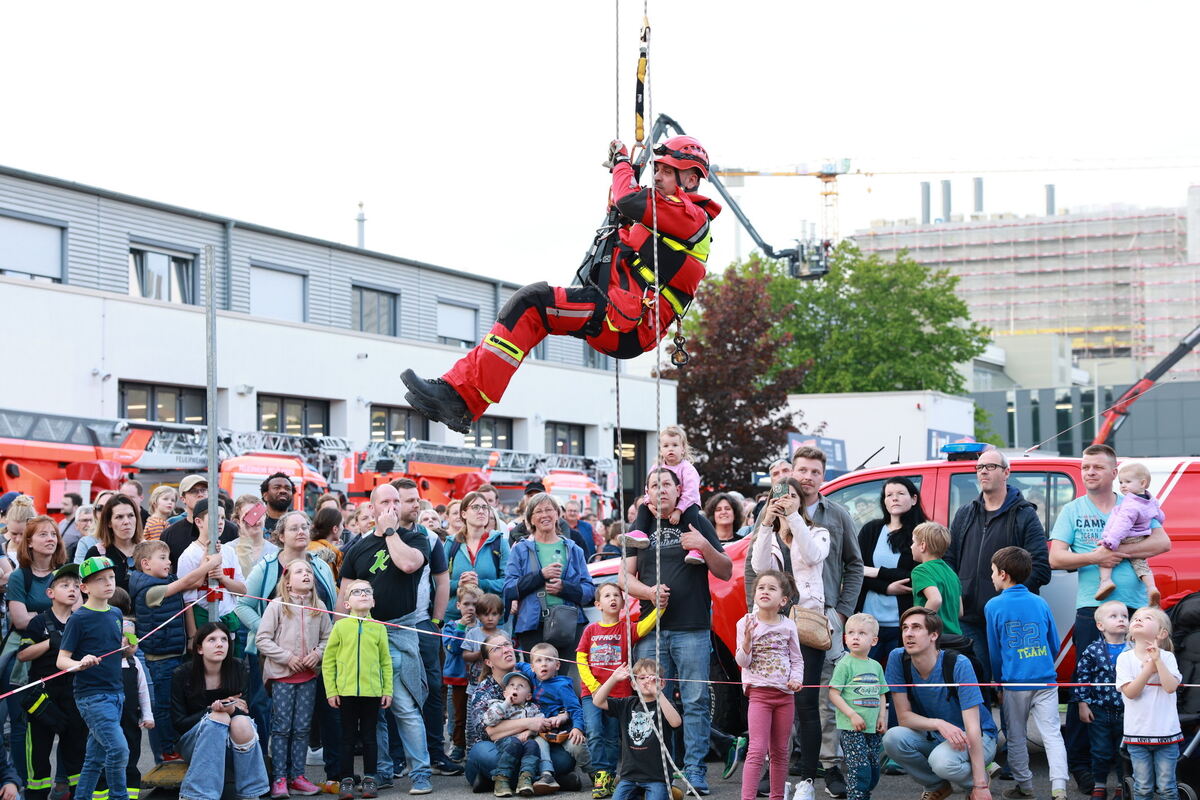 Feuerwehr_Rt_Nacht-offen_040524__01