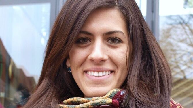 Yasemin Bozkurt möchte deutsche Schüler für Türkisch begeistern. FOTO: VEY Yasemin Bozkurt möchte deutsche Schüler für Türkisch begeistern. FOTO: VEY