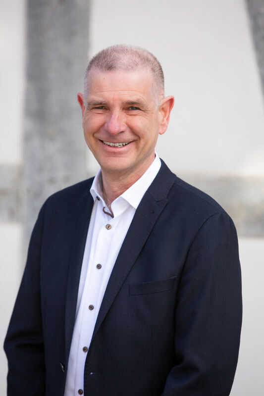 Platz 5, Armbruster, Jürgen, 62, Polizeibeamter a.D.