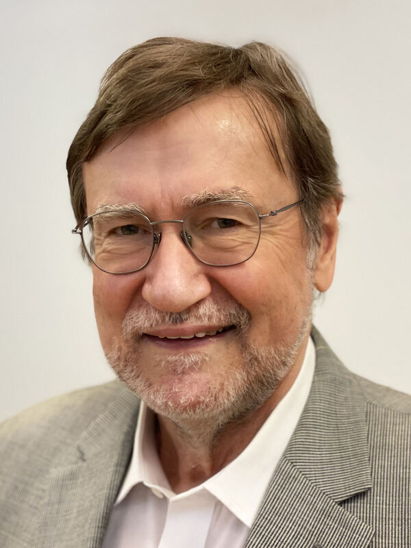 01_Christoph_Treutler