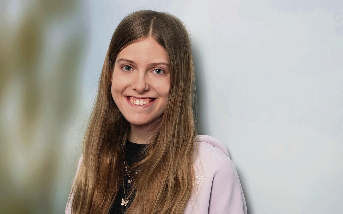 11 Elenaor Weber 16 Jahre, Schülerin  KR 33