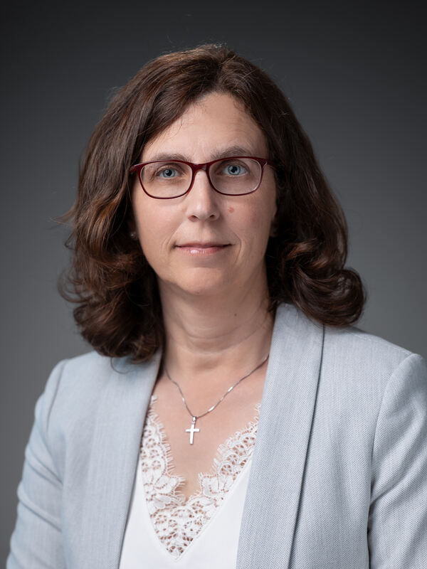 Gabi_Häfele_1973_Schulleiterin