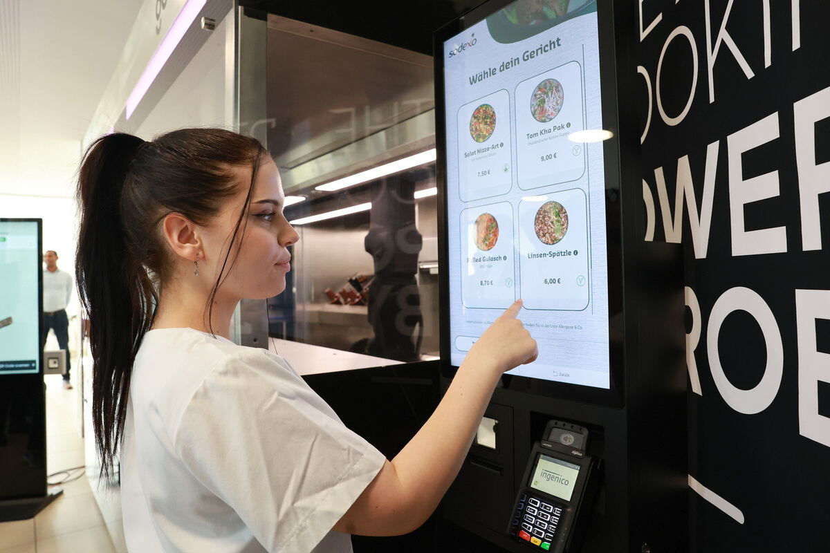 Roboter_Koch_Tübingen_100624__01