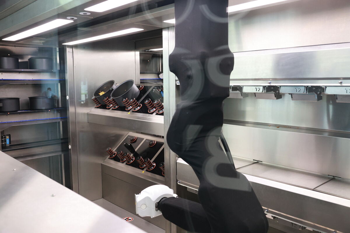 Roboter_Koch_Tübingen_100624__03