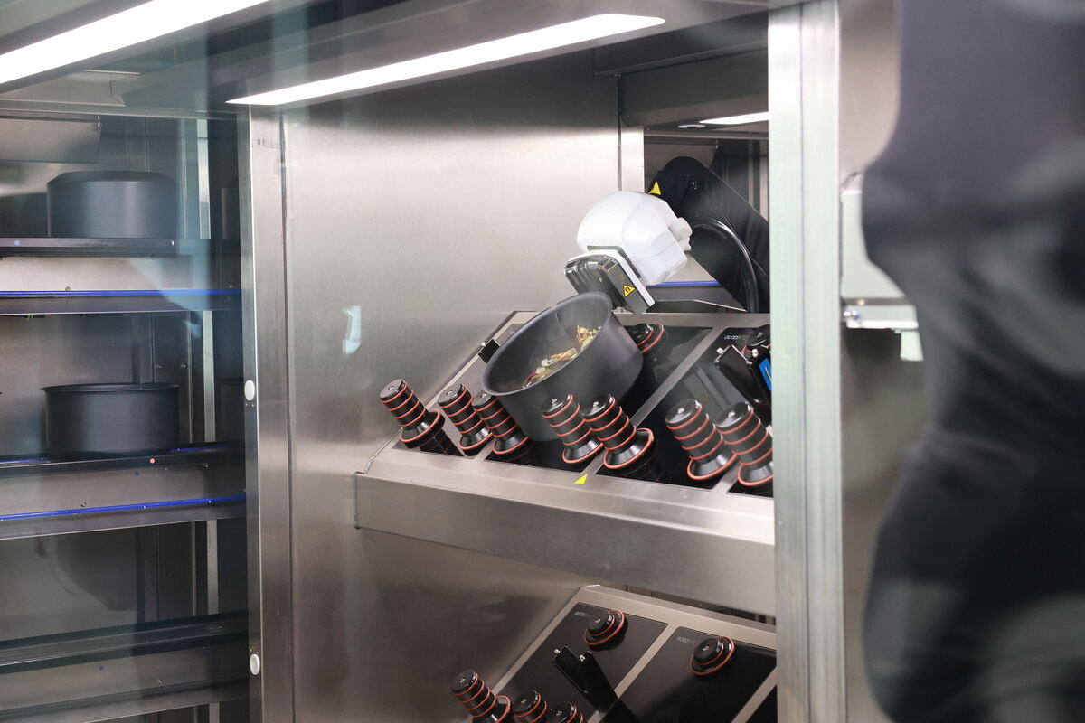 Roboter_Koch_Tübingen_100624__06