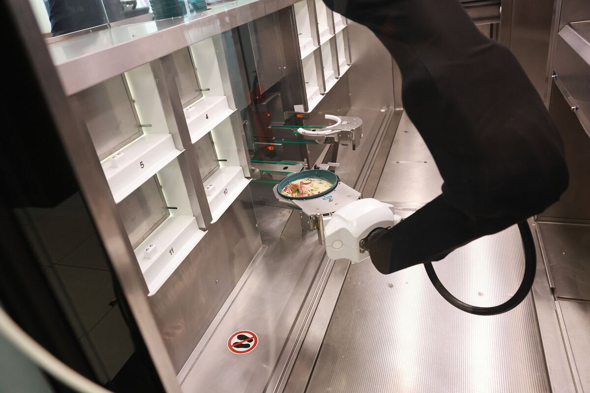 Roboter_Koch_Tübingen_100624__09