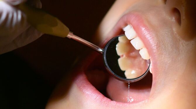 Zahnarzt-Besuch Zahnarzt-Besuch