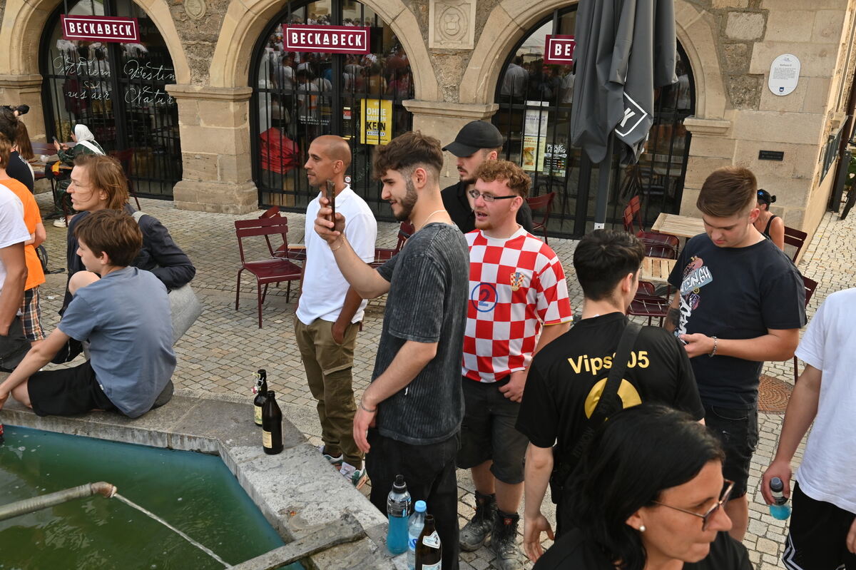 Bild  FOTO JÜRGEN MEYER Public Viewing Pfullingen_24