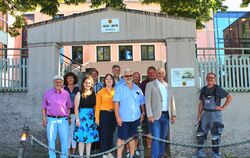 Der Rommelsbacher Ortschaftsrat war zur Einweihung der Gedenktafeln gekommen.