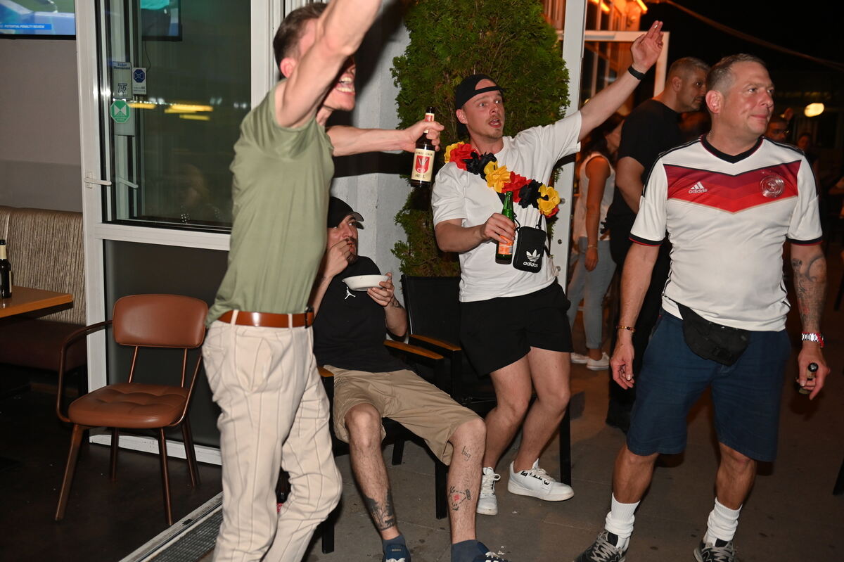 Bild  FOTO JÜRGEN MEYER Public Viewing Reutlingen_45