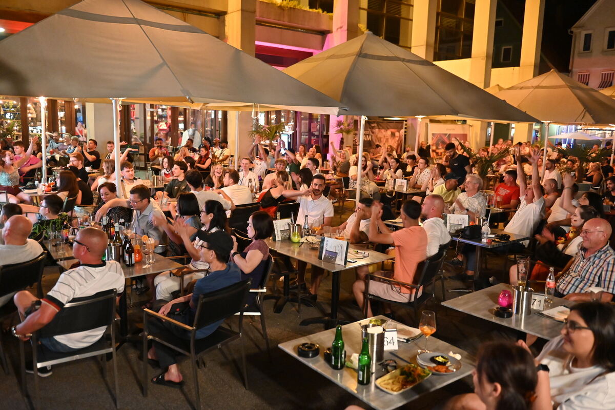 Bild  FOTO JÜRGEN MEYER Public Viewing Reutlingen_59