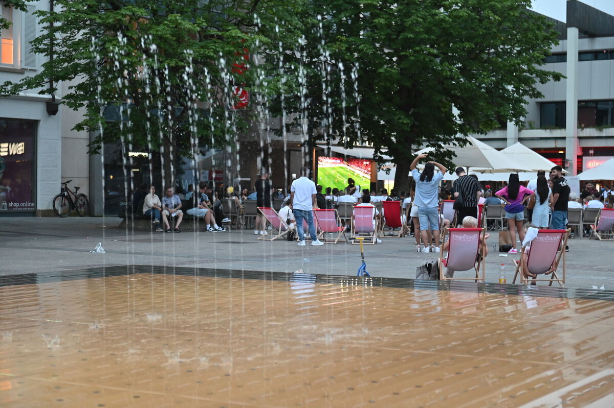 Bild  FOTO JÜRGEN MEYER Public Viewing Reutlingen_22