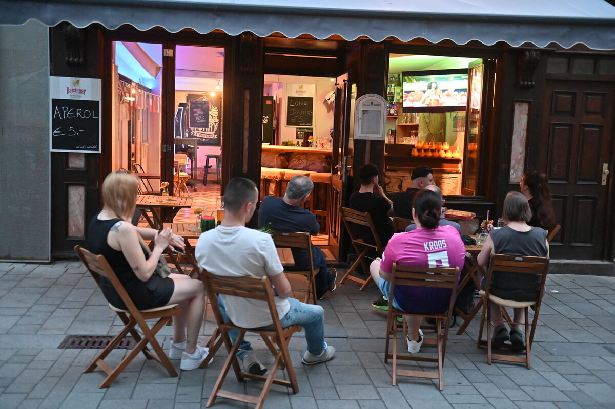 Bild  FOTO JÜRGEN MEYER Public Viewing Reutlingen_26