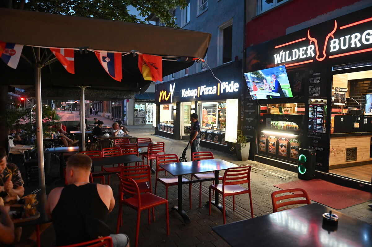 Bild  FOTO JÜRGEN MEYER Public Viewing Reutlingen_31