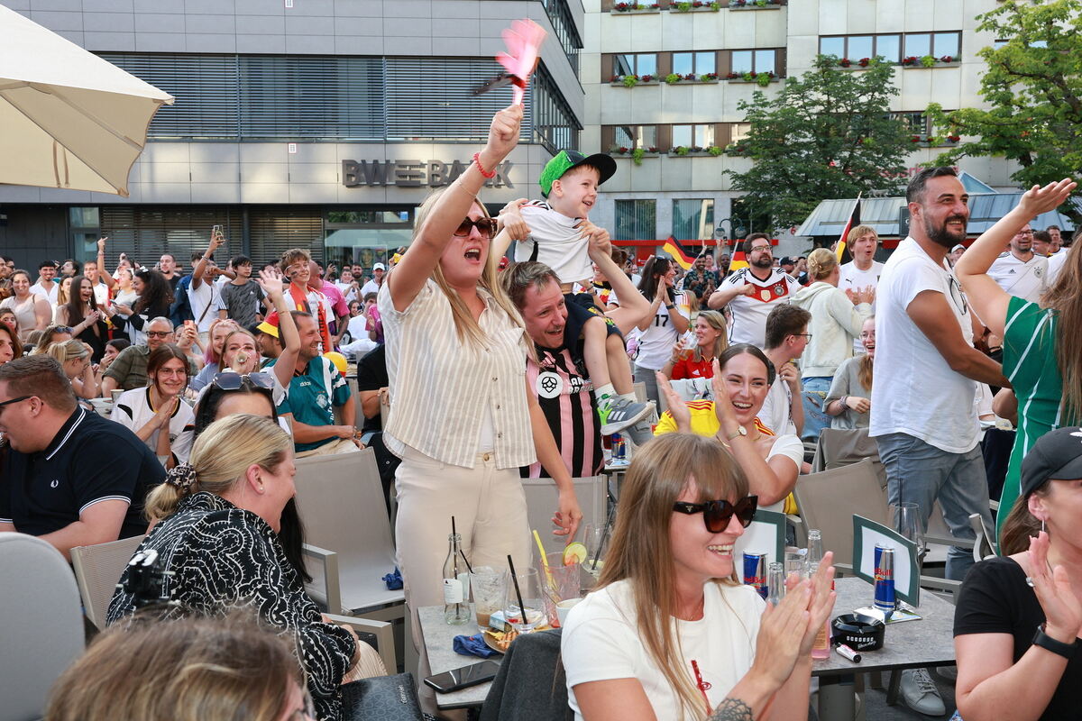 EM_Viertelfinale_Public_RT_D vs Esp__23