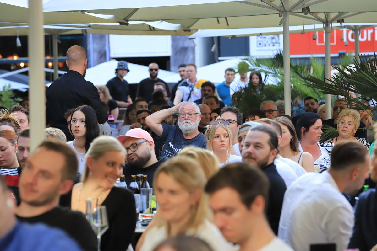 EM_Viertelfinale_Public_RT_D vs Esp__45