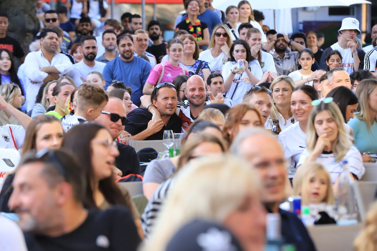 EM_Viertelfinale_Public_RT_D vs Esp__54