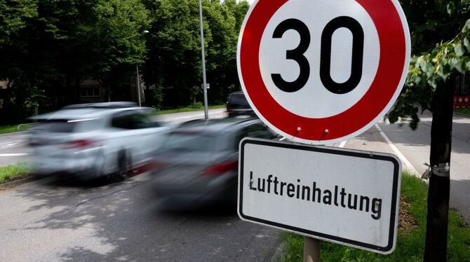 Tempo 30 auf dem Mittleren Ring in München Tempo 30 auf dem Mittleren Ring in München