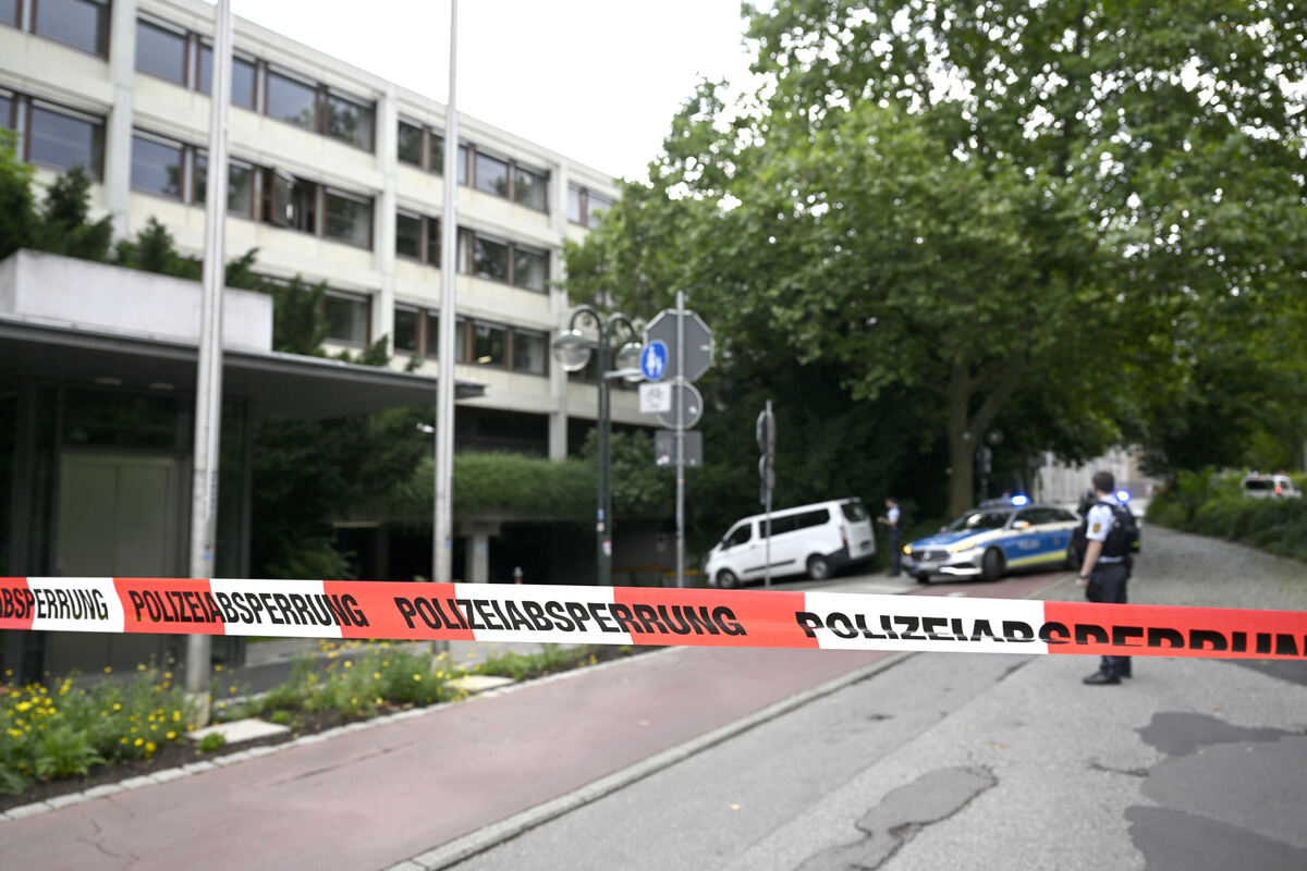 rathaus_bedrohnungslage_pieth_12