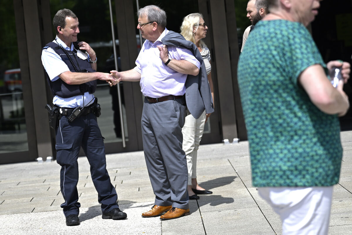 rathaus_bedrohnungslage_pieth_36