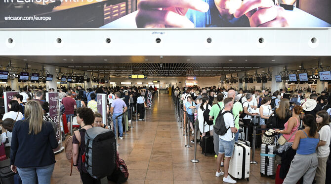 Ein weltweiter Technologieausfall führte zu Flugausfällen, ließ Banken und Krankenhäuser vom Netz gehen und Medien nicht mehr s