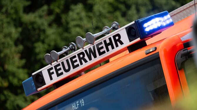Feuerwehr - Symbolbild Feuerwehr - Symbolbild