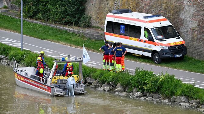 Suche nach vermisster Person in der Donau Suche nach vermisster Person in der Donau